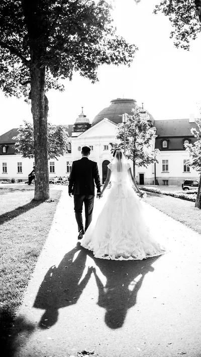 Braut mit Blumenstrauß - Hochzeitsfotograf